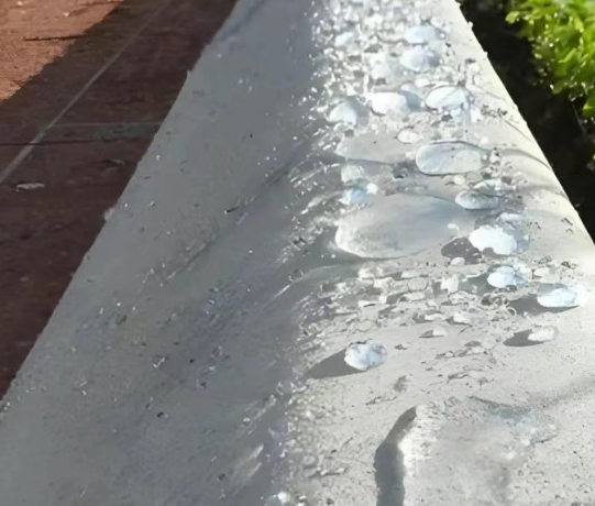 秀山硅烷浸渍涂料在混凝土保护中的应用